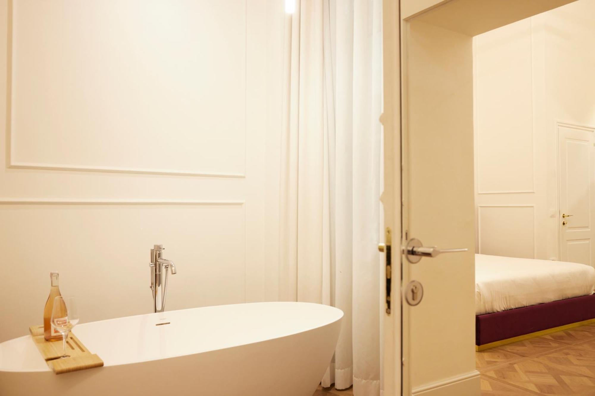 Suite Residenza Quartieri Storici Duomo Florenz Exterior foto